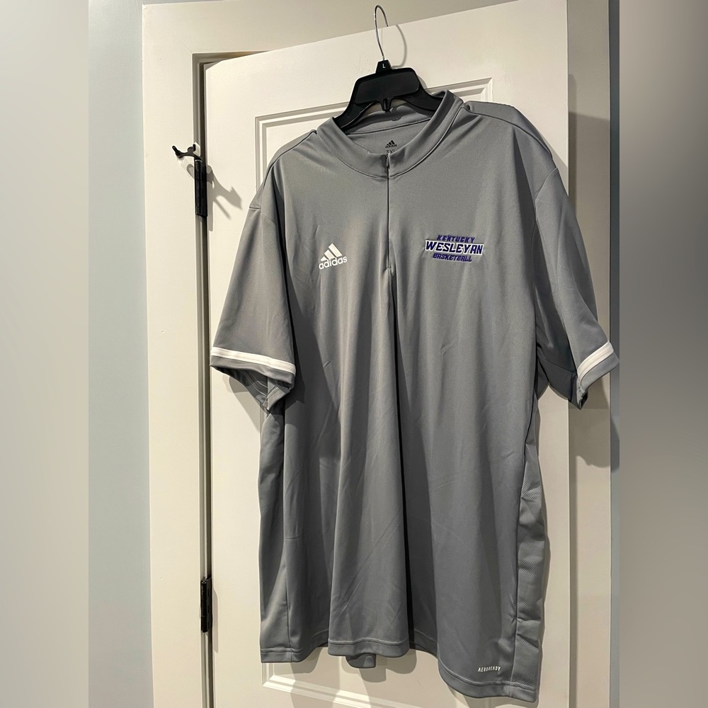 NWOT’s Mens Adidas Aeroready gray shirt & KY Wesleyan Basketball logo